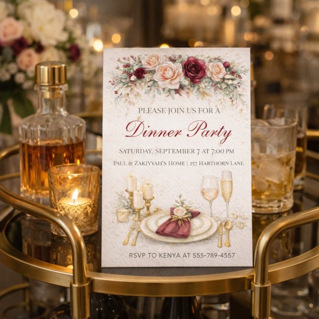 Invitation au dîner de Burgundy Gold (Burgundy and gold dinner setting with candlelight table and floral detail)