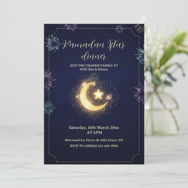 Invitation au dîner de rupture du jeûne Ramadan Ka (Debout devant)