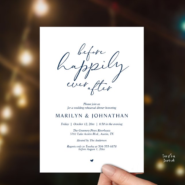 Invitation Avant le bonheur éternel, répétition romantique (Before Happily Ever After, Modern Romantic Rehearsal Dinner Invitation Card in Navy Blue)