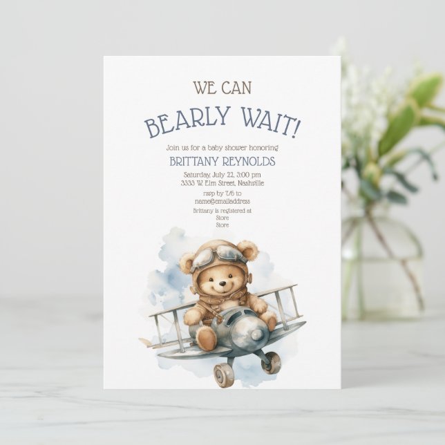 Invitation Avion d'attente rapide Vol Ours Baby shower bleu (Debout devant)
