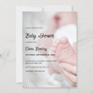 Invitation Baby shower bébé gris et noir jouant