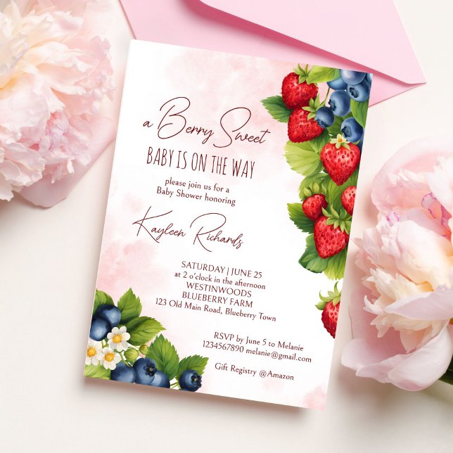Invitation Baby shower de fraise Berry aux bleuets doux (Berry sweet blueberry strawberry spring summer baby shower invitation template digital download)