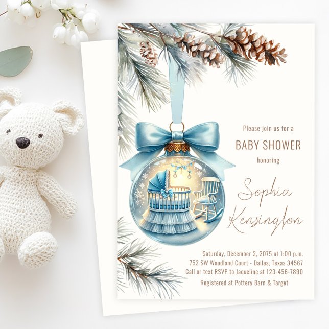 Invitation Baby shower d'hiver de l'ornement de Noël (Boy Christmas tree ornament baby shower invitation with sweet nursery scene and pine boughs.)