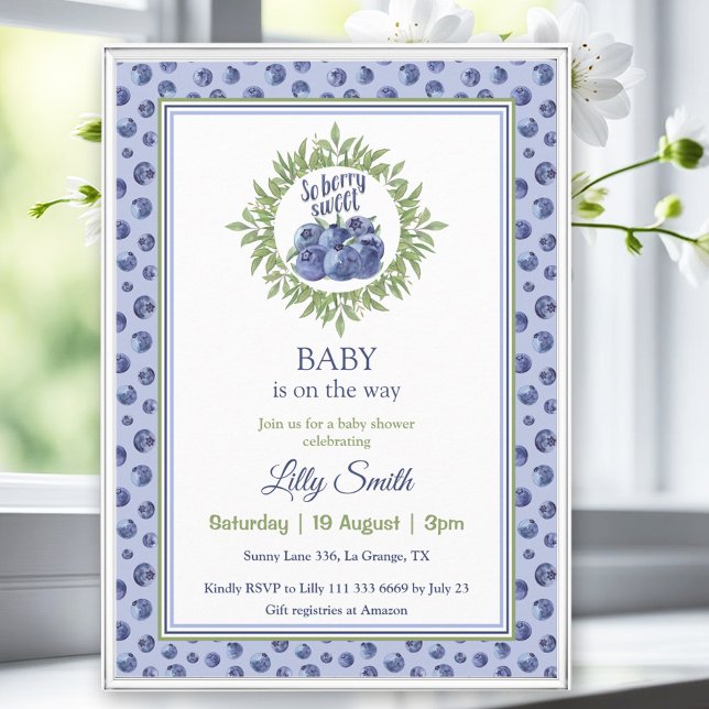 Invitation Baby shower doux de Berry Motif bleu bleuet (So Berry Sweet Baby Shower Blueberry Blue Pattern Invitation)