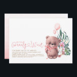 Invitation Baby shower fille d'attente de l'ours en peluche r<br><div class="desc">Ours en peluche mignon,  palmiers tropicaux feuilles et fleurs tropicales roses invitations à la douche bébé - Nous pouvons attendre prématurément que bébé arrive!</div>