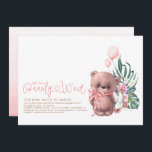 Invitation Baby shower fille d'attente de l'ours en peluche r<br><div class="desc">Ours en peluche mignon,  palmiers tropicaux feuilles et fleurs tropicales roses invitations à la douche bébé - Nous pouvons attendre prématurément que bébé arrive!</div>