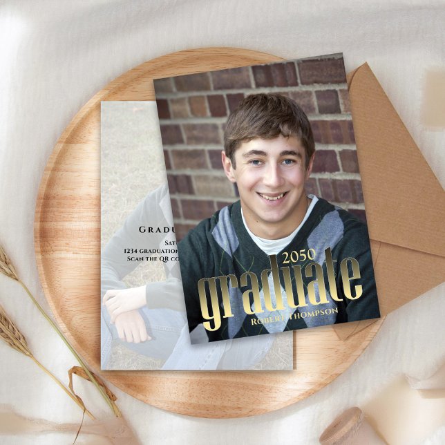 Invitation Baccalauréat simple photo Typographie noir et or (Graduation invitation announcement card with a full bleed photo and gold typography. )