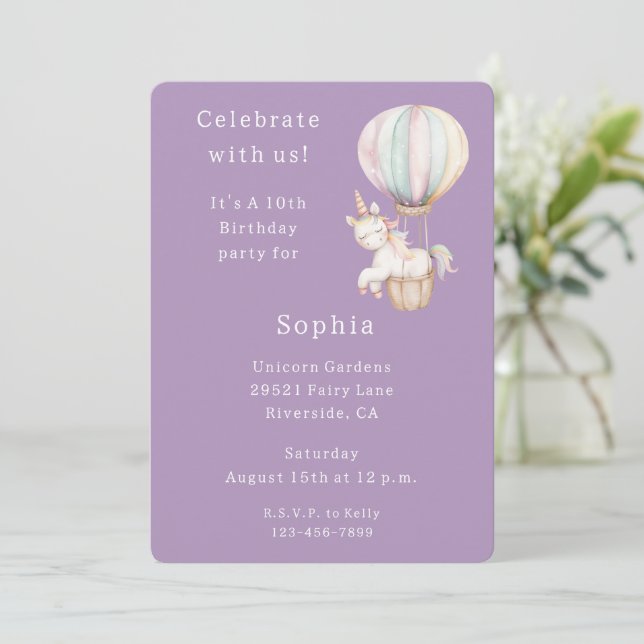 Invitation Ballon à Air Chaud Licorne Violette Anniversaire (Debout devant)