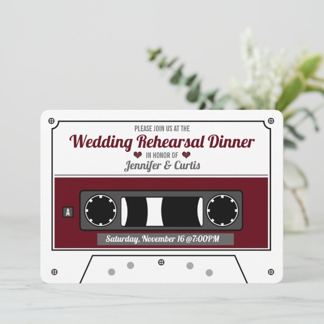 Invitation Bande Cassette Vin Rouge Dîner de Répétition de Ma (Debout devant)