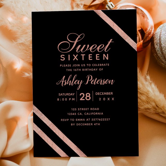 Invitation Bandes de typographie or rose Sweet 16 partie (Rose gold typography stripes Sweet 16 party Invitation)