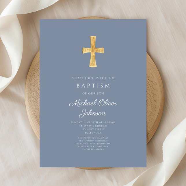 Invitation Baptême de garçon de Croix Bleue Dusty (Modern Dusty Blue Cross Boy Baptism Invitation)