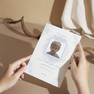 Invitation Baptême floral bleu - classique et élégant