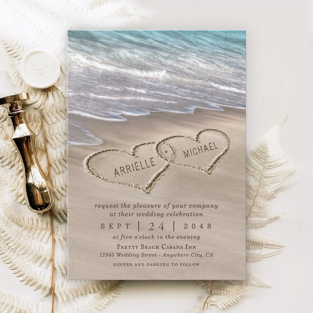 Invitation Beach Sand Hearts Élégant Tropical Moderne Mariage (Créateur téléchargé)