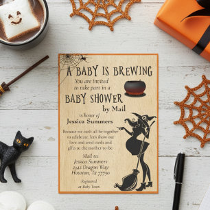Invitation Bébé Halloween est en route par la Sorcière de la 