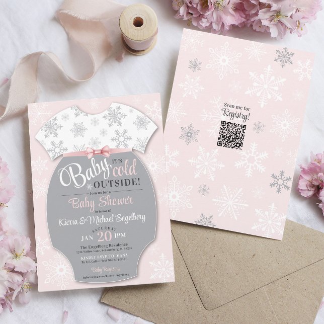 Invitation Bébé son froid dehors Flacon de neige Fille Douche (Custom pink bodysuit Baby It's Cold Outside bow winter snowflake girl shower invitation digital QR)