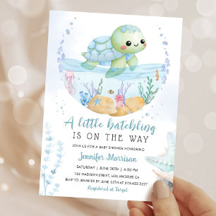 Invitation Bébé Tortue de Mer Naissant Aquarelle Douce 