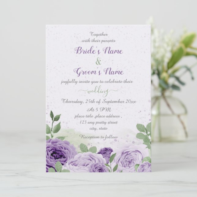 Invitation belle fleurs violettes vert feuille mariage (Debout devant)
