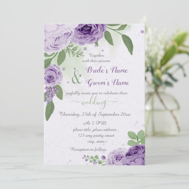 Invitation belle fleurs violettes vert feuille mariage (Debout devant)