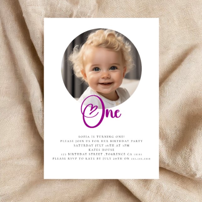 Invitation Belle photo fête de premier anniversaire (minimalistic photo first birthday invitation with heart text, cute modern and simple)