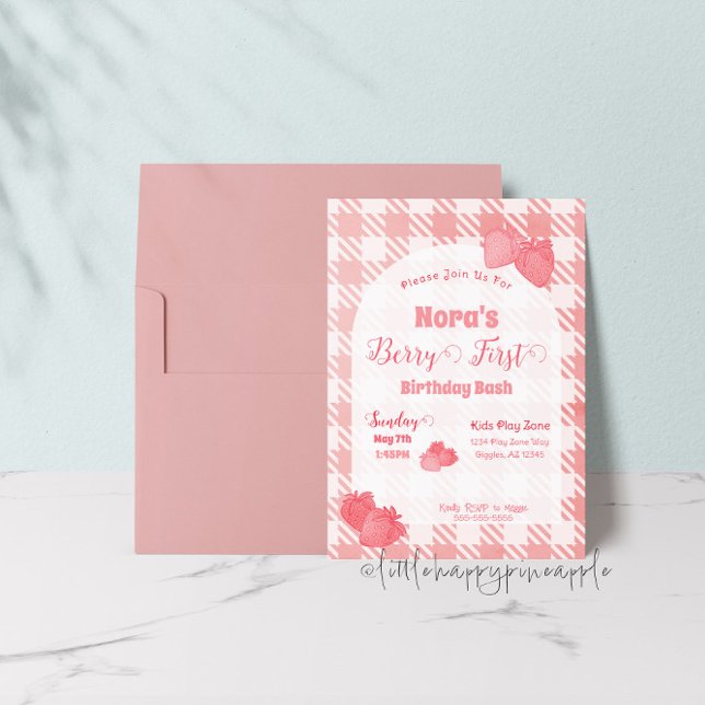 Invitation Berry First Birthday (Créateur téléchargé)