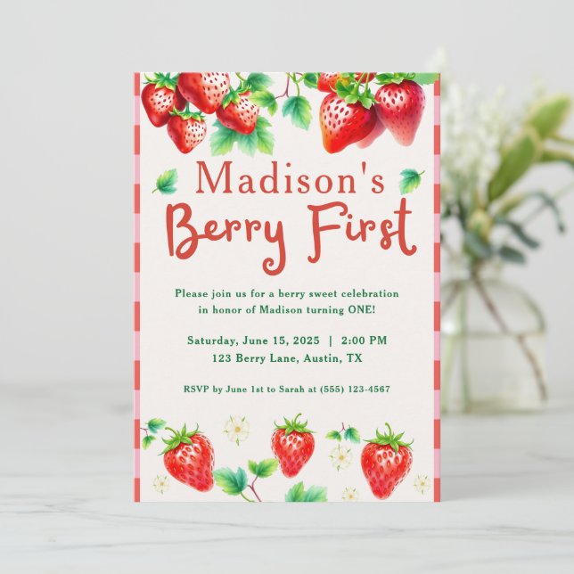 Invitation Berry Premier anniversaire - Fraise 1ère Fille (Debout devant)