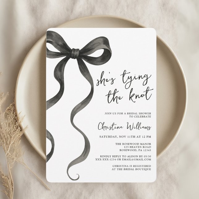 Invitation Black Bow She’s Tying The Knot Fête des mariées (Créateur téléchargé)