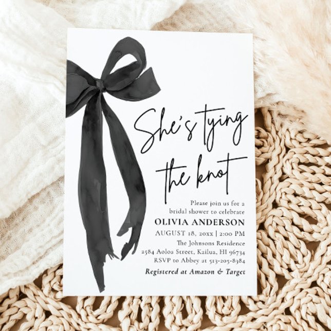 Invitation Black Bow She's Tying the Knot Fête des mariées (Watercolor Modern Cute Black Bow Ribbon Coquette She's Tying the Knot Bridal Shower Invitation)