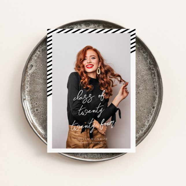 Invitation Blancs noirs Moderne Minimaliste Graduation (Créateur téléchargé)