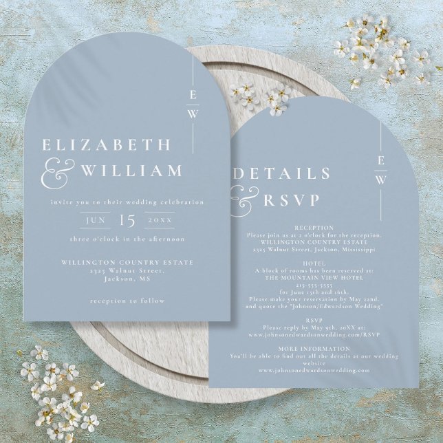 Invitation Bleu Dusté Tout en un Arc Mariage Monogramme moder (Dusty Blue All In One Modern Monogram Wedding Arch Invitation)