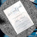 Invitation bleu marine moderne bar mitzvah photo<br><div class="desc">Moderne marine bleu marine audacieux script typographie Barre Mitzvah invitation du parti.Parfait pour une fête moderne. Ajoutez votre photo et votre nom hébreu.</div>