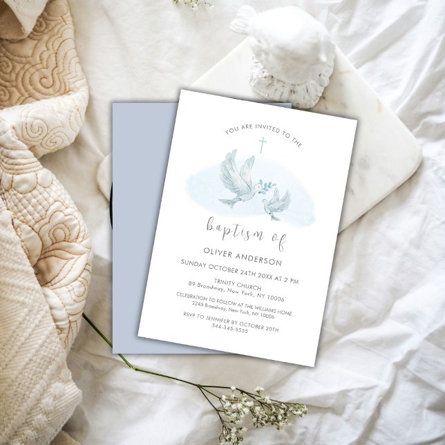 Invitation Bleu simple aquarelle Oiseau Dove Croix Boy Baptêm (Blue Simple Watercolor Bird Dove Cross Boy Baptism Invitation)