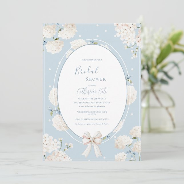 Invitation Blue Floral Hydrangea Elegant Bridal Shower (Debout devant)