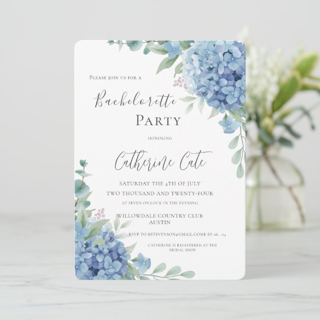 Invitation Blue Hydrangea Floral Elegant Bachelorette Party (Debout devant)