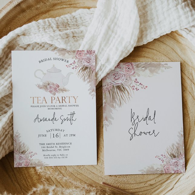 Invitation Blush Boho Floral Tea Party Fête des mariées (Blush boho floral tea party bridal invitation featuring a white teapot and some pampas grass.)