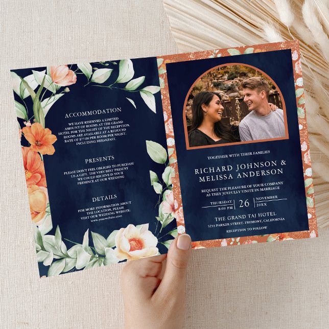 Invitation Boho Arch Earthy Floral Navy Blue QR Code Wedding (Créateur téléchargé)