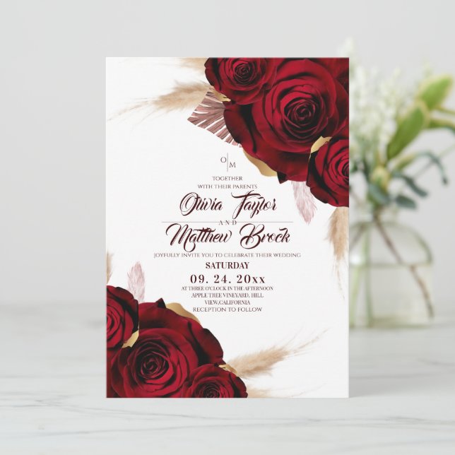 Invitation  Boho Burgundy Roses Pampas Grass Wedding (Debout devant)