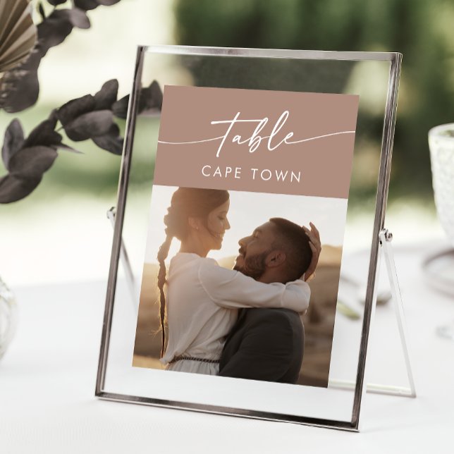Invitation Boho Chic Neutral Taupe Numéros de tableau photo (Créateur téléchargé)