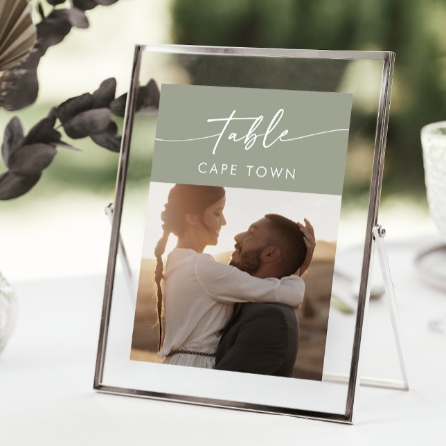 Invitation Boho Chic Sage Green Photo Numéros de tableau (Créateur téléchargé)