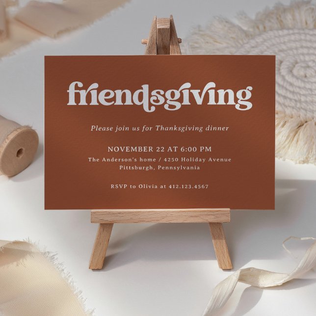 Invitation Boho et Rétro Terracotta | Dîner d'action (A retro, boho Friendsgiving invitation on a terracotta background)