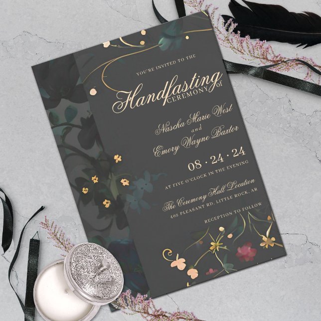 Invitation Boho gris foncé Moody Abstrait Floral Handfasting (Créateur téléchargé)