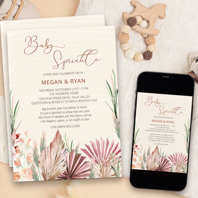 Invitation Boho Palm Séché Foliage Rustique Bébé Sprinkle (Neutral and natural boho style baby sprinkle invitation with palms flowers and dried grass)