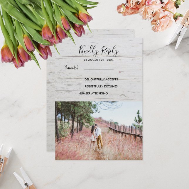 Invitation Bois rustique élégant photo mariage campagnard RSV (Rustic wood elegant photo RSVP country Wedding Invitation.)