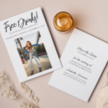 Invitation Boissons gratuites Funny Black & White Enregistrer<br><div class="desc">Cette simple carte humoristique en noir et blanc sera parfaite pour annoncer votre prochain mariage. Ajoutez une photo et du texte de personnaliser sur le devant et le dos de la carte pour créer votre propre sauvegarde unique.</div>