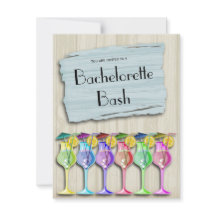 Boissons tropicales à la mode de parapluie