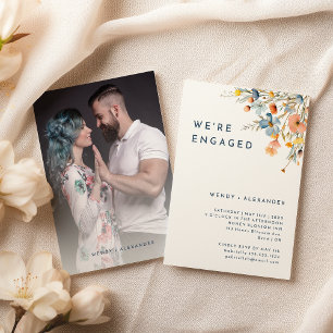 Invitation Bold Elegant Floral Nous sommes engagés Photo Invi