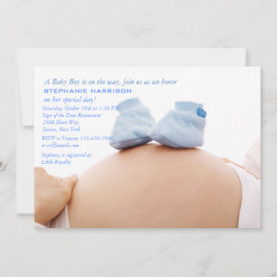 Invitation Booties bleues sur le Baby shower du ventre Invita
