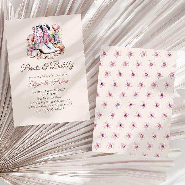 Invitation Boots et Bubbly Costal Cowgirl Fête des mariées (Boots and Bubbly Costal Cowgirl Bridal Shower Invitation on a white dry palm leaf.)