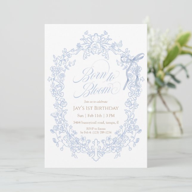 Invitation Born to Bloom Blue Floral Birthday (Debout devant)