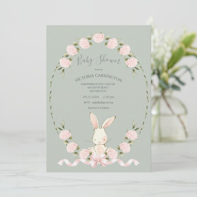 Invitation Bunny Floral Hydrangeas Sage Girl Baby Shower (Debout devant)