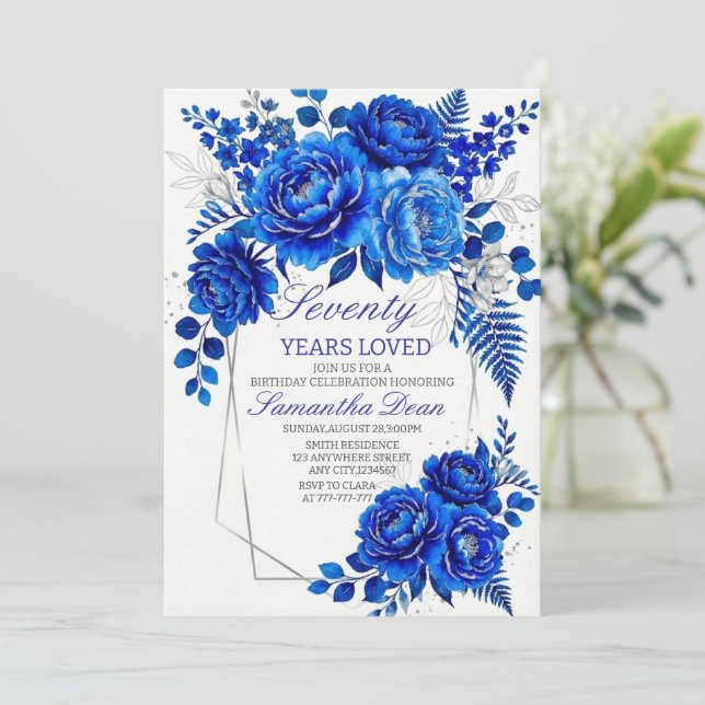 Invitation Burgundy Surprise Floral 70th Birthday Party (Debout devant)
